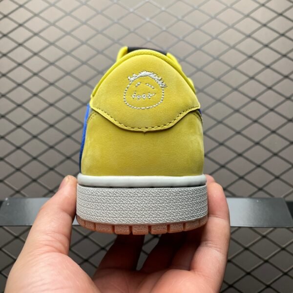 Travis Scott x Air Jordan 1 Low