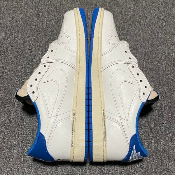 Travis Scott x Air Jordan 1 Low