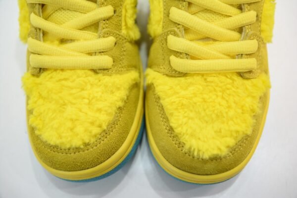 Nike Dunk SB x Grateful Dead