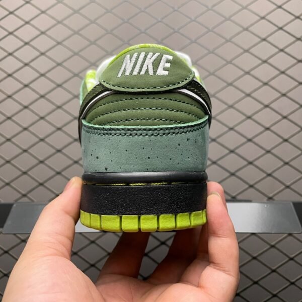 Nike Dunk SB Concepts Green Lobster
