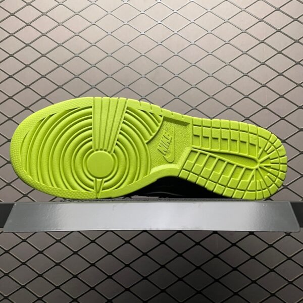 Nike Dunk SB Concepts Green Lobster