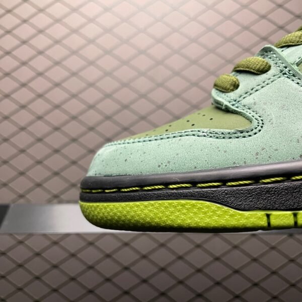 Nike Dunk SB Concepts Green Lobster